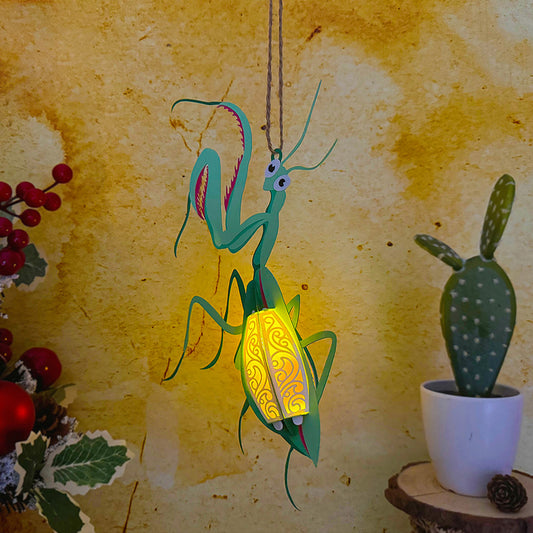 Mantis - 3D Animal Paper Cut Lantern File - Cricut File - VEKTOR KRAFT