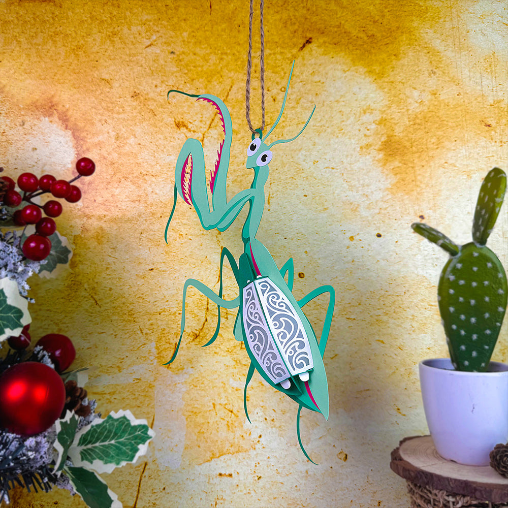 Mantis - 3D Animal Paper Cut Lantern File  - Cricut File  - VEKTOR KRAFT