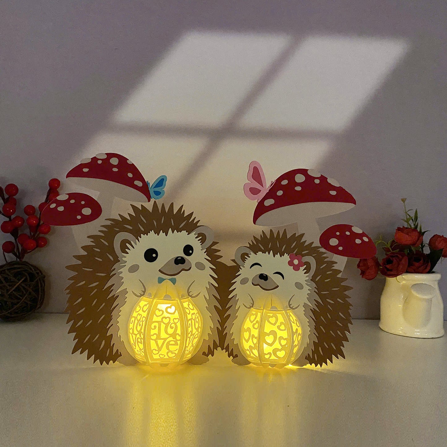 Hedgehog Couple - 3D Valentine Paper Lantern File  - Cricut File  - VEKTOR KRAFT