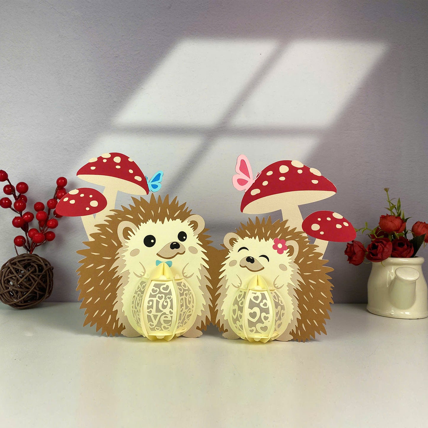 Hedgehog Couple - 3D Valentine Paper Lantern File  - Cricut File  - VEKTOR KRAFT